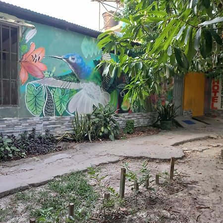 Aparta-Refugio El Retiro Verde Leticia Bagian luar foto